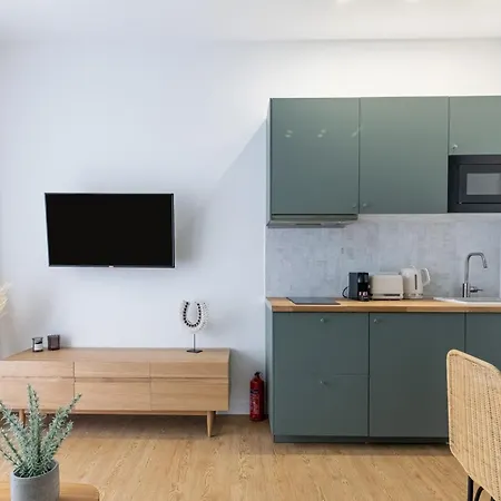 Relax In On Old Art Galery